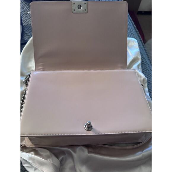 Chanel Reverso Boy Bag Pink Patent With COA And Dust bag - Picture 7 of 16